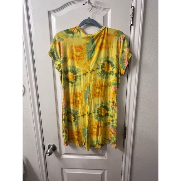 Women's 1X Multicolor Tie-Dye Short Sleeve romper - Picture 2 of 3